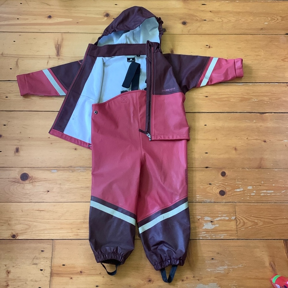 SOLD Didrikson Galon Rain Suit, size 90/2T